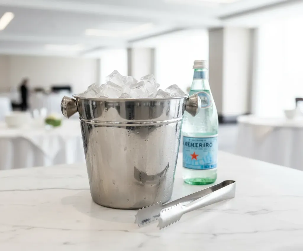 [EQS-BEB-HIE] Hielera c/pinza